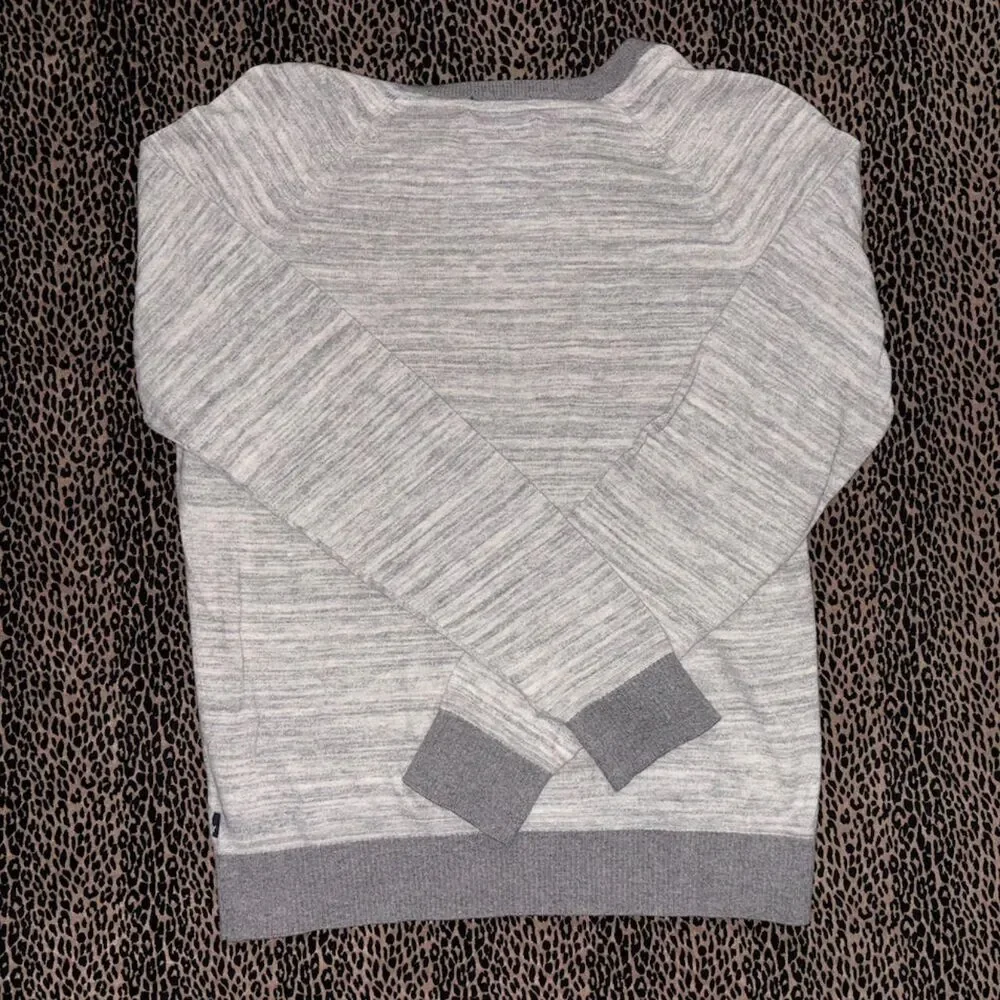 American Eagle Men's Grey Sweater